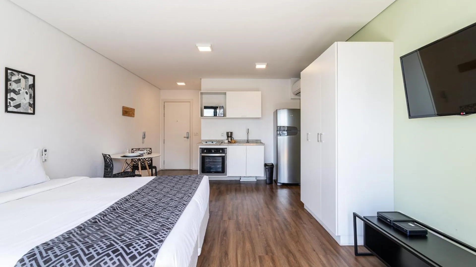 Setin Downtown Genebra - Apartamentos Completos Na Bela Vista Com Piscina São Paulo 0*,