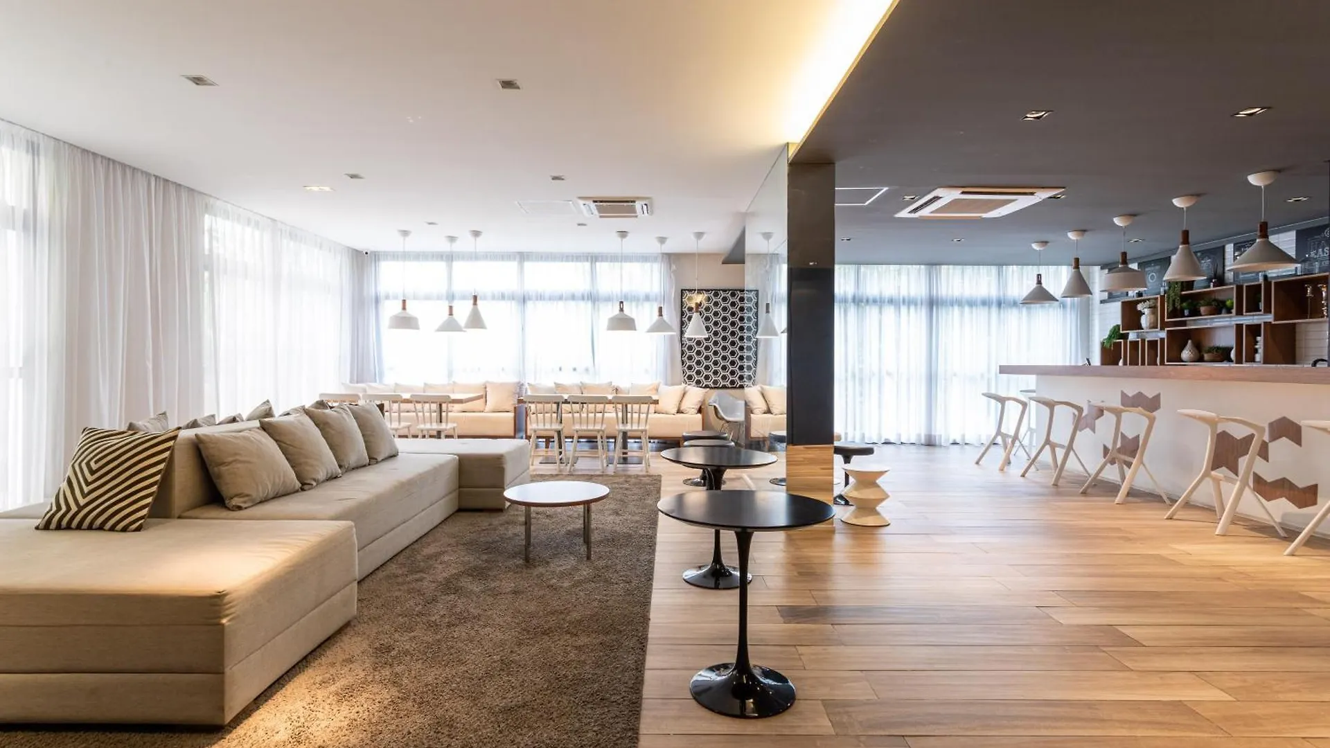Апартаменты Setin Downtown Genebra - Apartamentos Completos Na Bela Vista Com Piscina Сан-Пауло