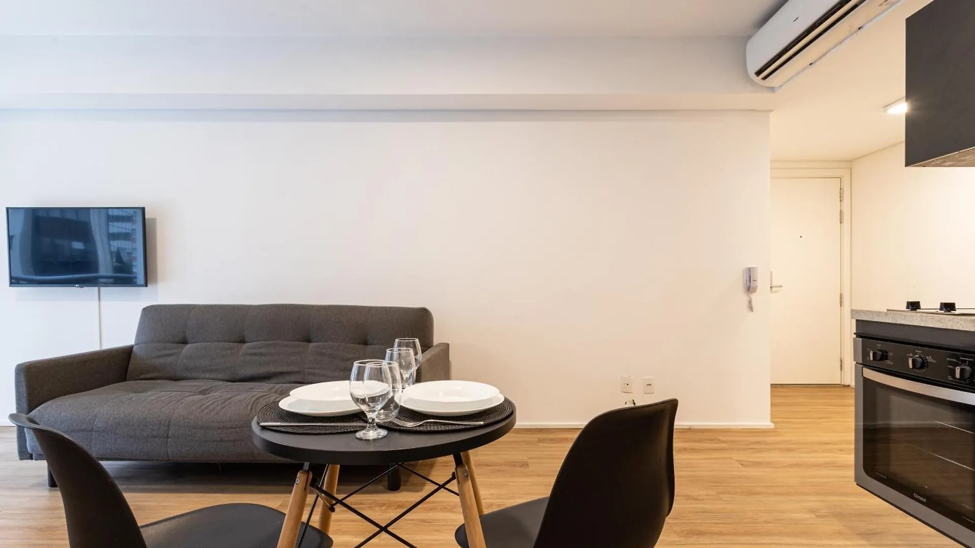 Setin Downtown Genebra - Apartamentos Completos Na Bela Vista Com Piscina Sao Paulo 0*,