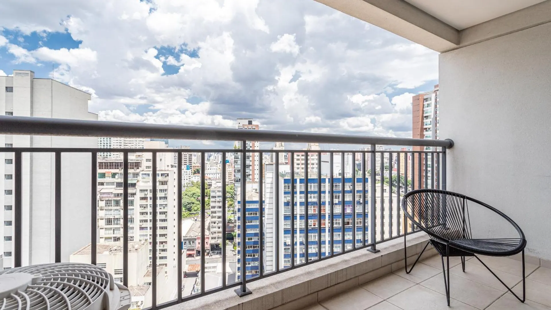 Setin Downtown Genebra - Apartamentos Completos Na Bela Vista Com Piscina Sao Paulo Brazil